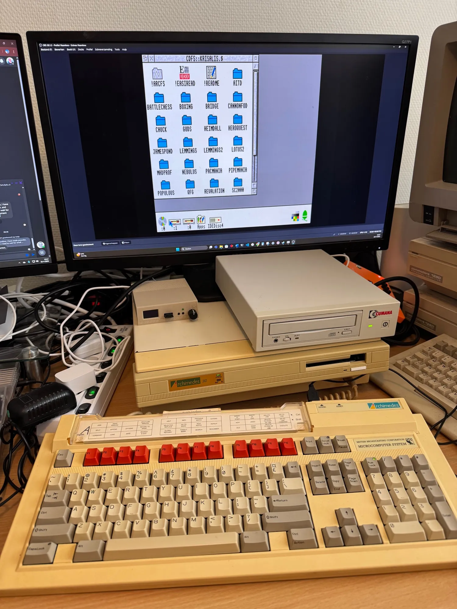 Added a Cumana SLCD CD-Rom drive to my Acorn Archimedes A310.

#Retro #RetroComputing #AcornArchimedes #RiscOS #Cumana