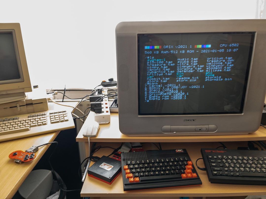 Experimenting with the Twilighte board and Orix. Linux like commands on the Oric Atmos. 

http://orix.oric.org

#8bit #retro #oric #oricatmos #twilighteboard #orix