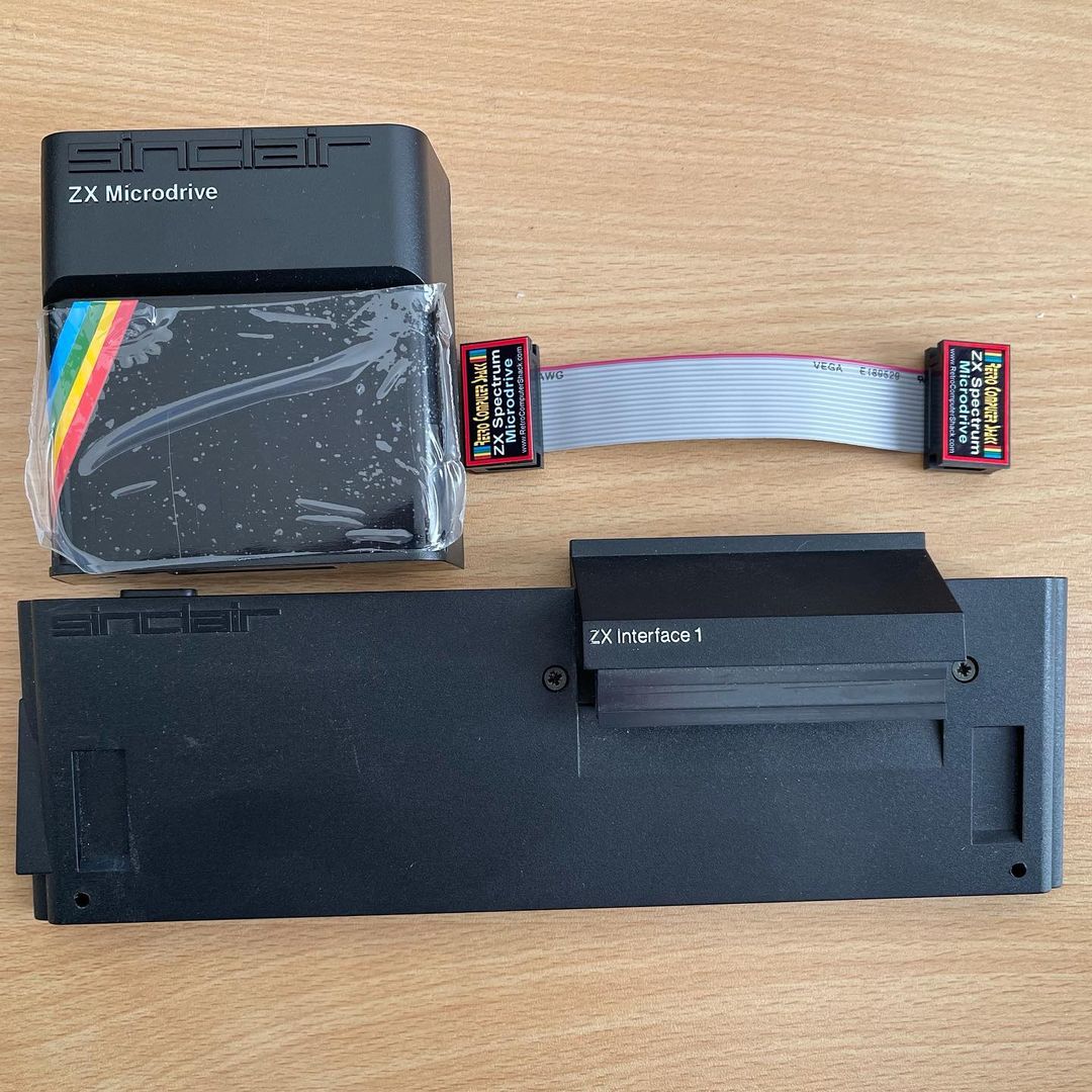 Interface 1.... check.
Cable.... check.
Case.... check.
Now patiently waiting for my vDrive ZX that is now in transit from New Zealand.
#retro #8bit #sinclair #zxspectrum128k #vdrivezx