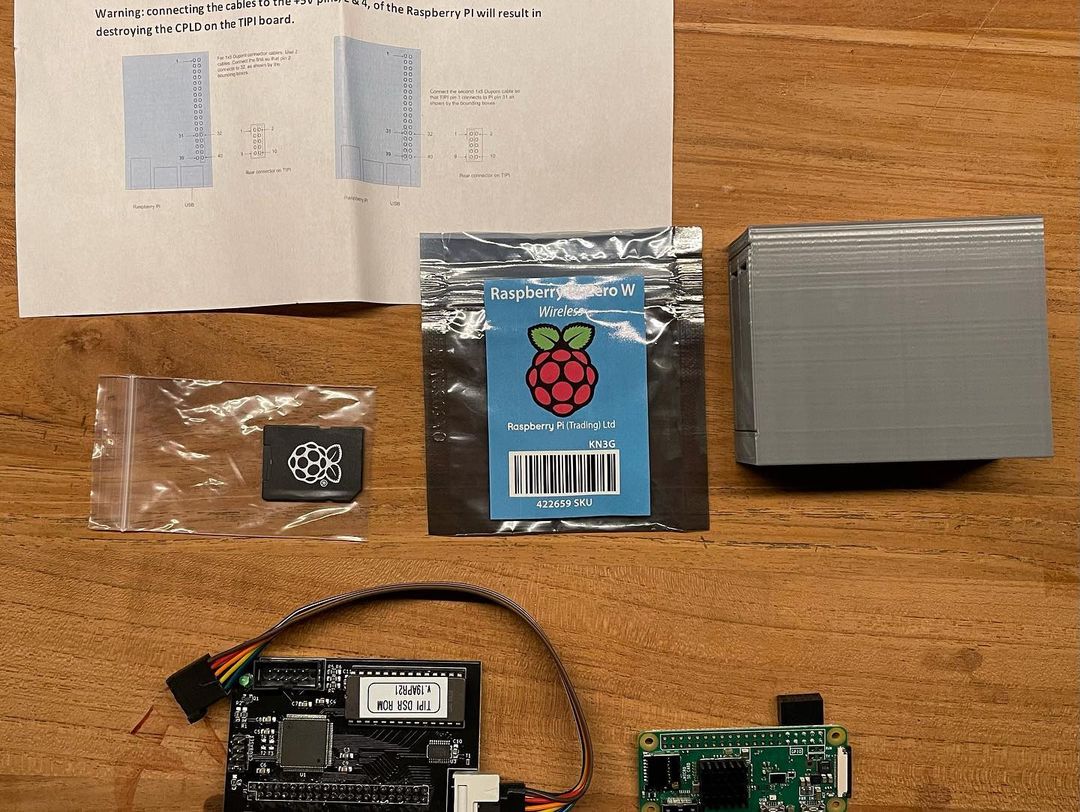 Upgrading my TI-99/4a with a 1024KiB SAMS card next to my TIPI for network and disk emulation.
#retro #8bit #texasinstruments #ti994a #tipi #sams
