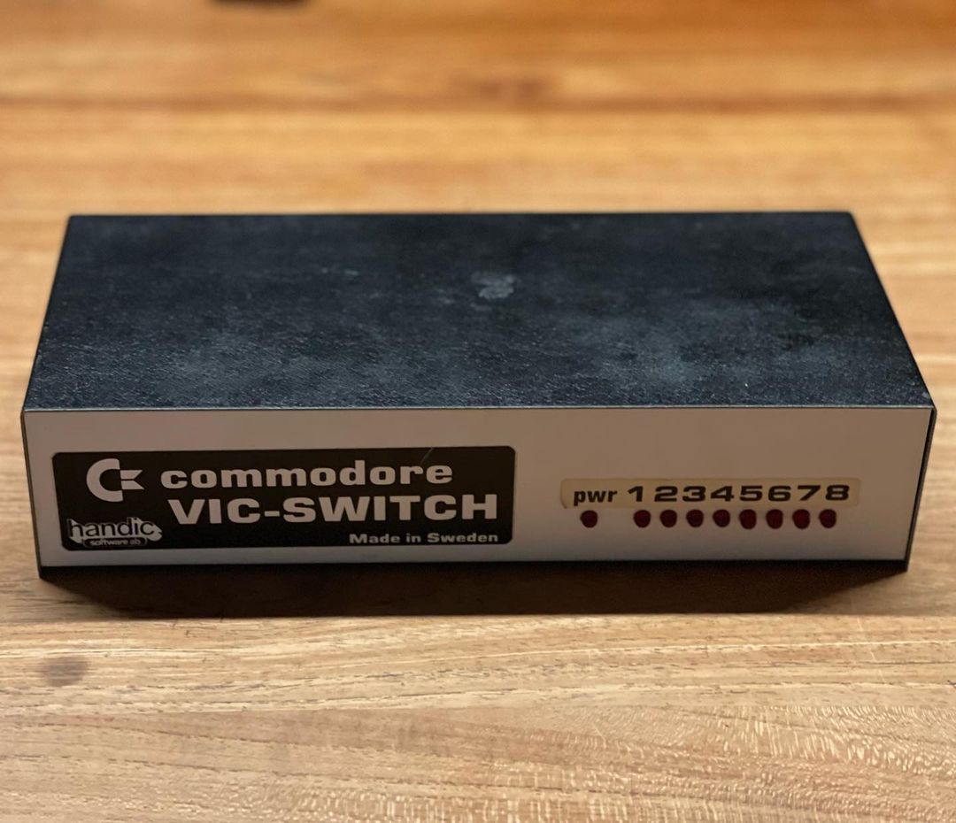 Disk switch for Commodores.
#retro #8bit #commodore