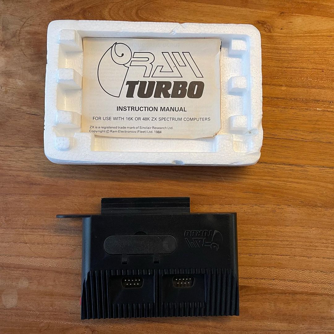 RAM Turbo joystick and ROM interface for ZX Spectrum.
#retro #8bit #sinclair #zxspectrum