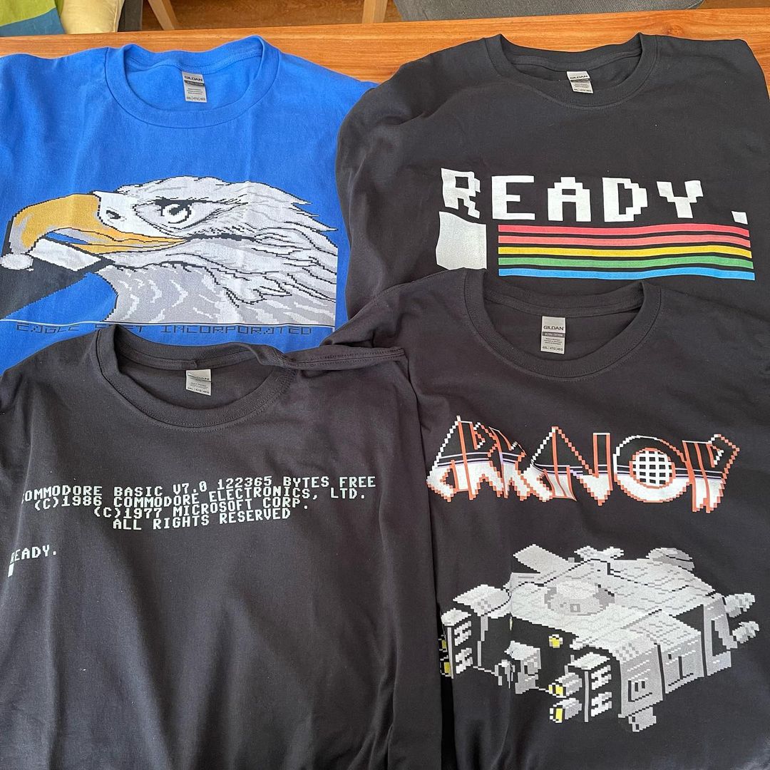 Summer wardrobe.
#retro #8bit #commodore #commodore64 #commodore128 #arkanoid #eaglesoft